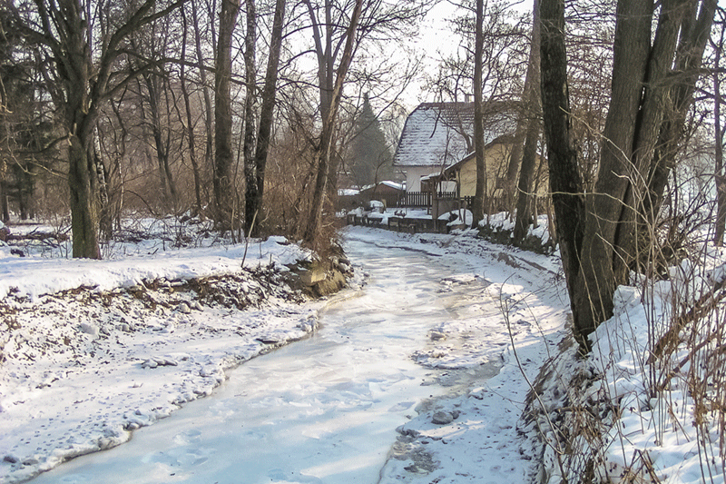 31. Jänner 2006 - Blick auf Mühlbach und Anger in Eis und Schnee - Foto JoSt